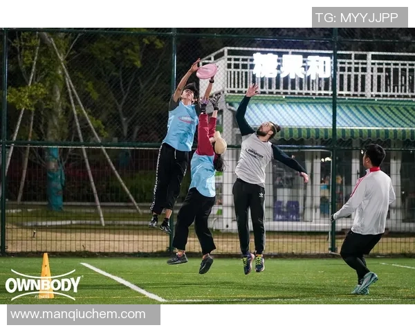 杭州飞盘队在世界滑板锦标赛中以61分稳居积分榜首位 杭州飞盘队在世界滑板锦标赛中以61分稳居积分榜首位